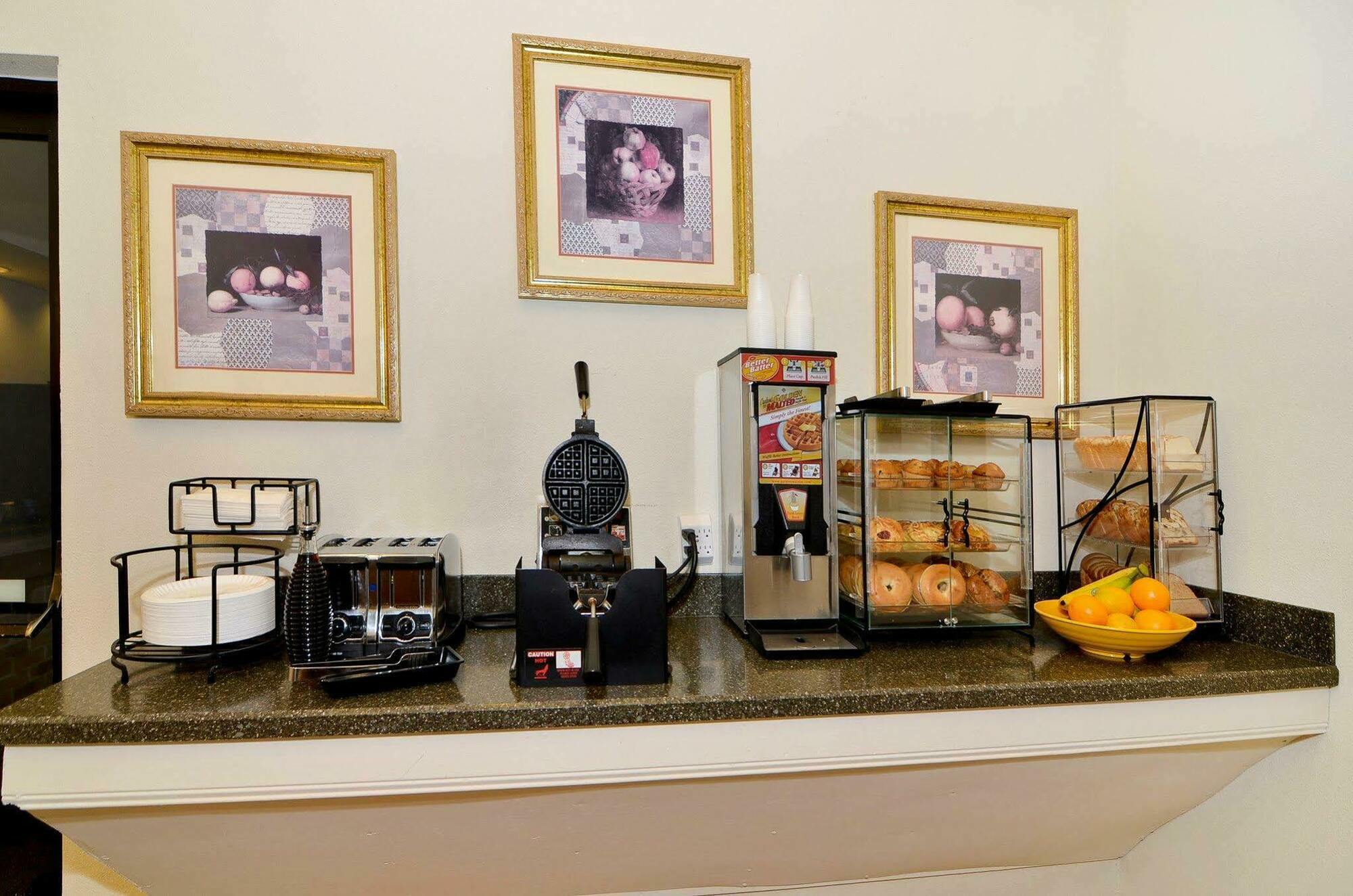 Quality Inn Bennettsville Buitenkant foto